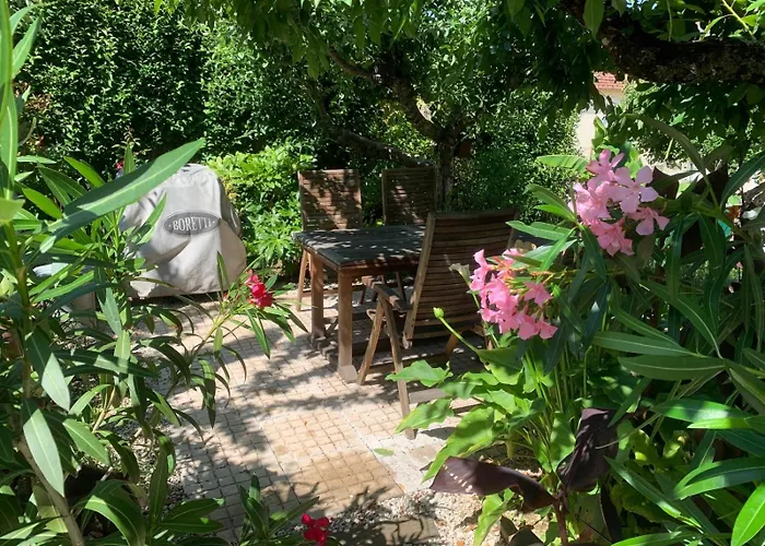 Manor Meeder Casa vacanze *